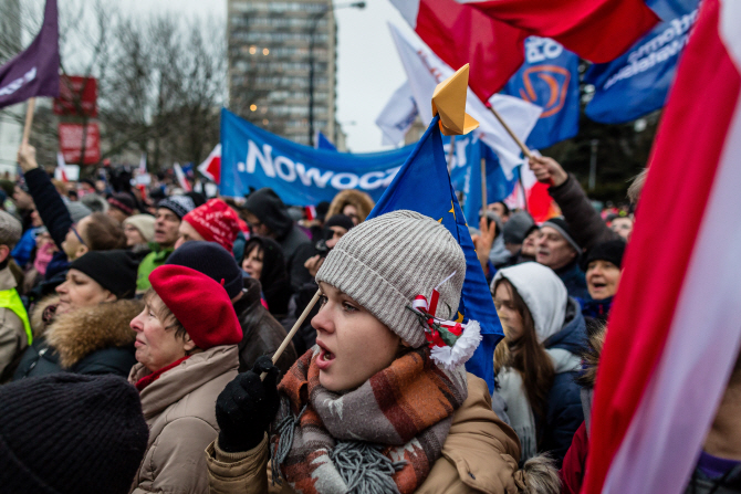 파일:폴란드 시위.jpg